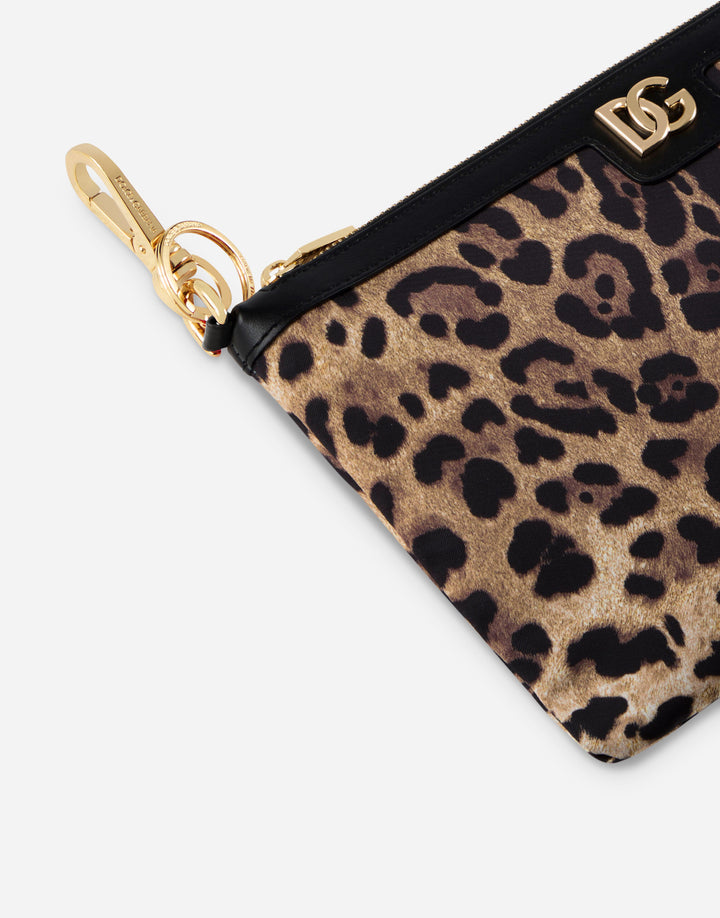 COMFORT KIT WITH POCHETTE, SLIPPERS AND SLEEP MASK  Dolce&Gabbana   