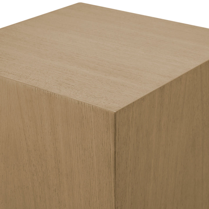 Column Grant M Natural Oak Veneer The Met x Eichholtz Eichholtz