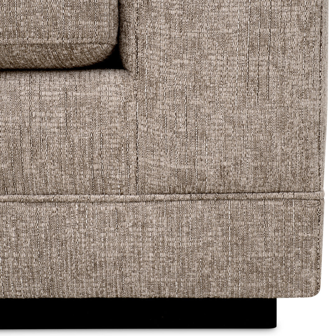 Chair Manhattan Hunt Chenille Taupe The Met x Eichholtz Eichholtz