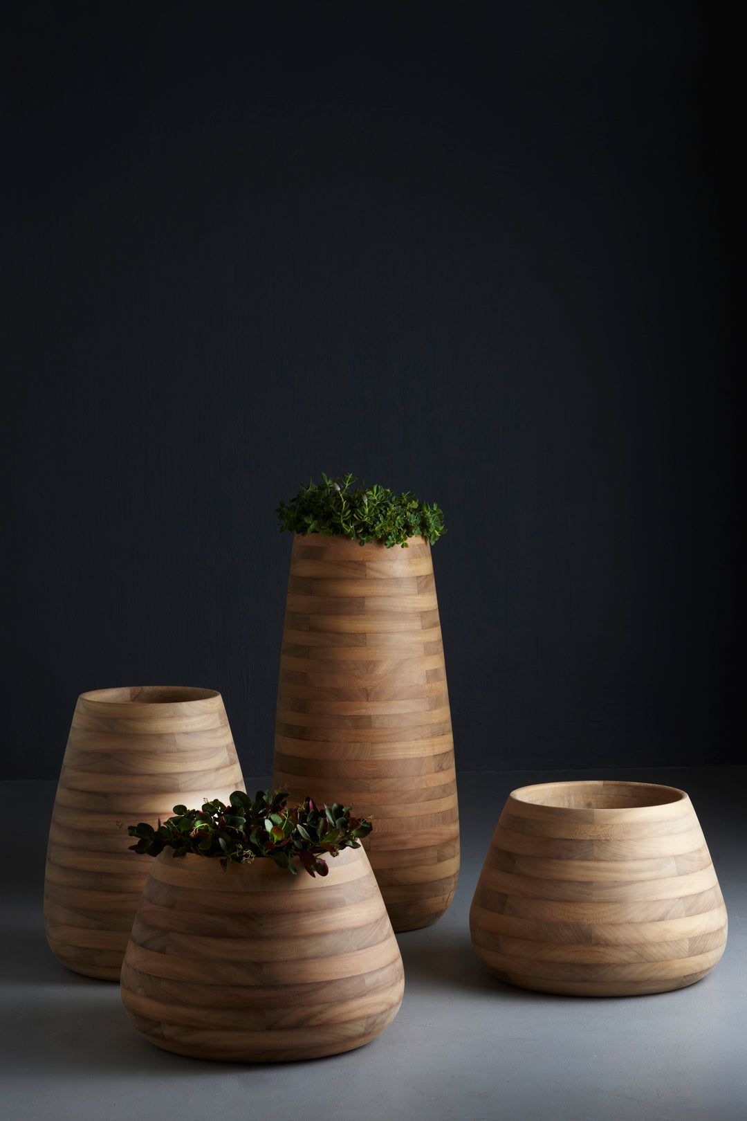 Tuber Wood Planter – Small Outdoor Planters Indigenus