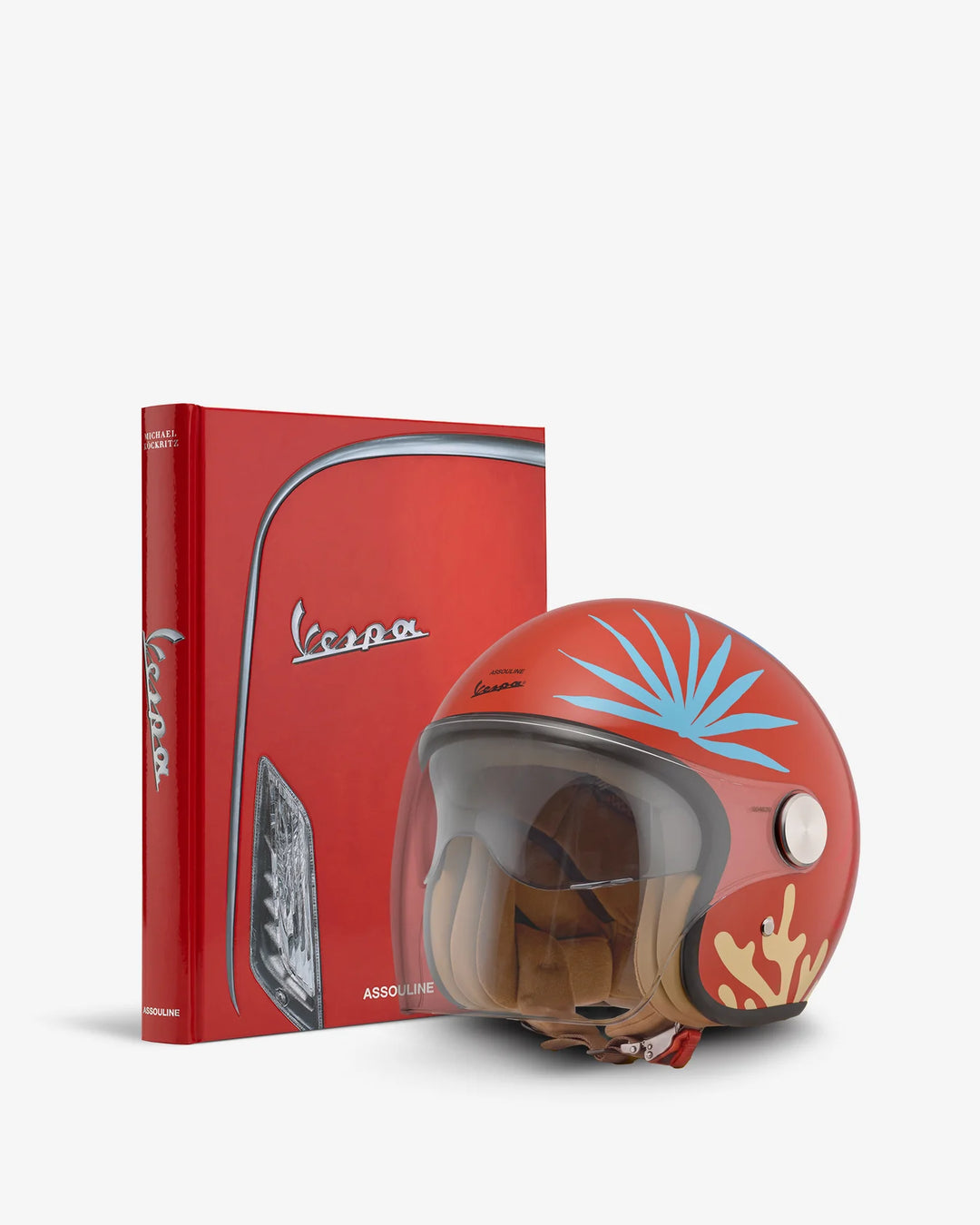 Vespa: The Rider's Gift Set (Book and Helmet)
