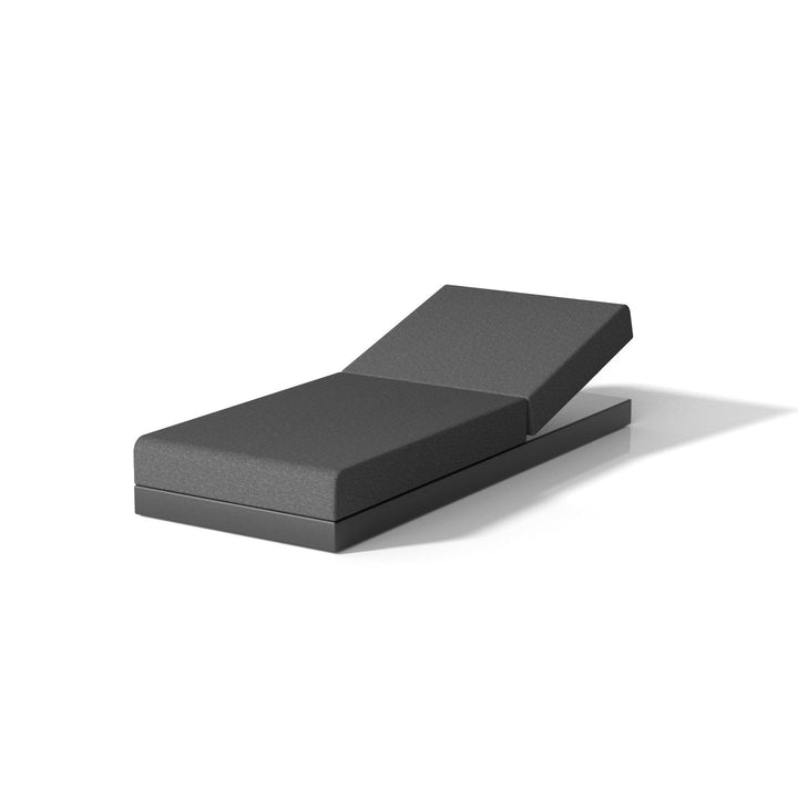 PIXEL SUN LOUNGER Outdoor Chaise Lounges Vondom