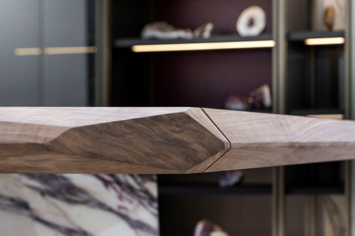 Amadeus Table