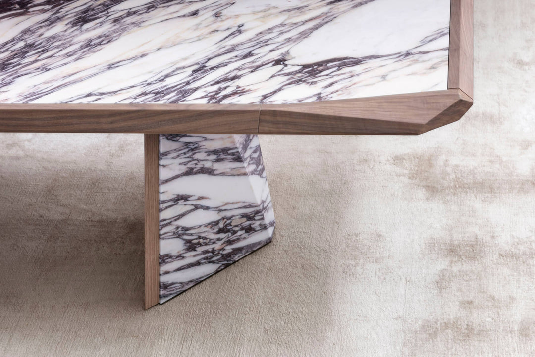 Amadeus Table