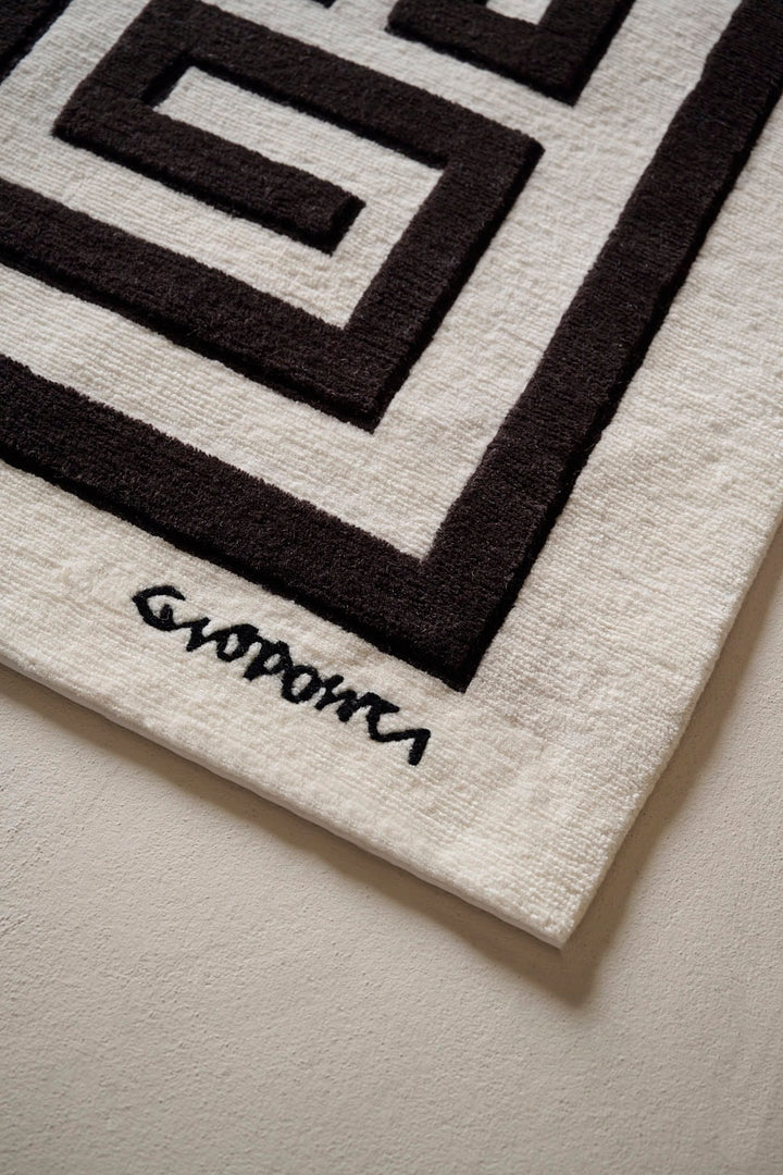 Labirinto Rug