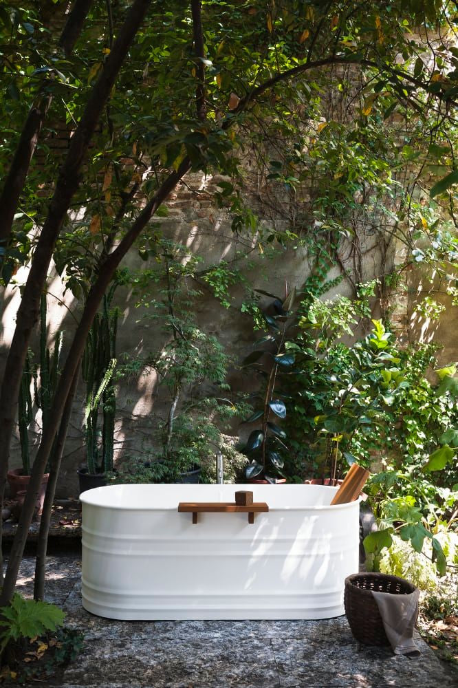 Agape Vieques Outdoor Freestanding Tub Agape