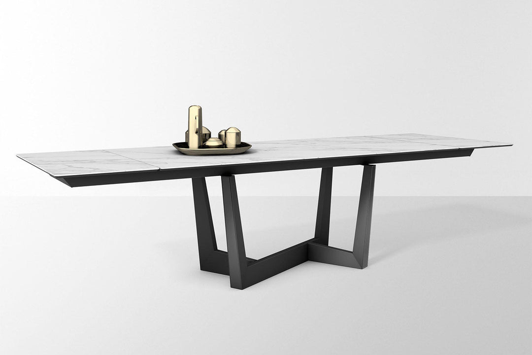Art Extension Dining Table Bonaldo