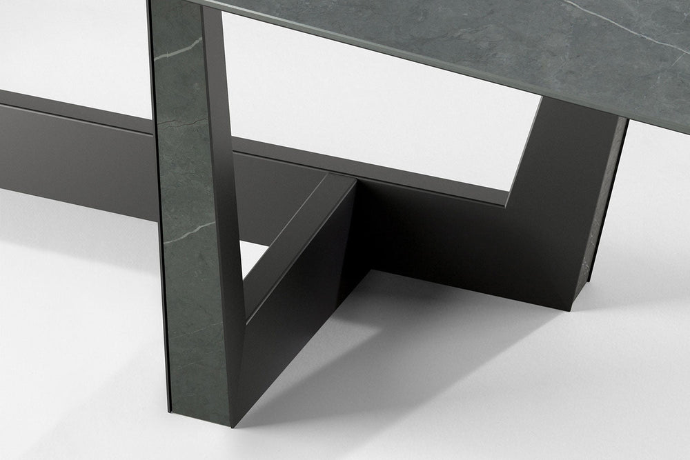 Art Extension Dining Table Bonaldo