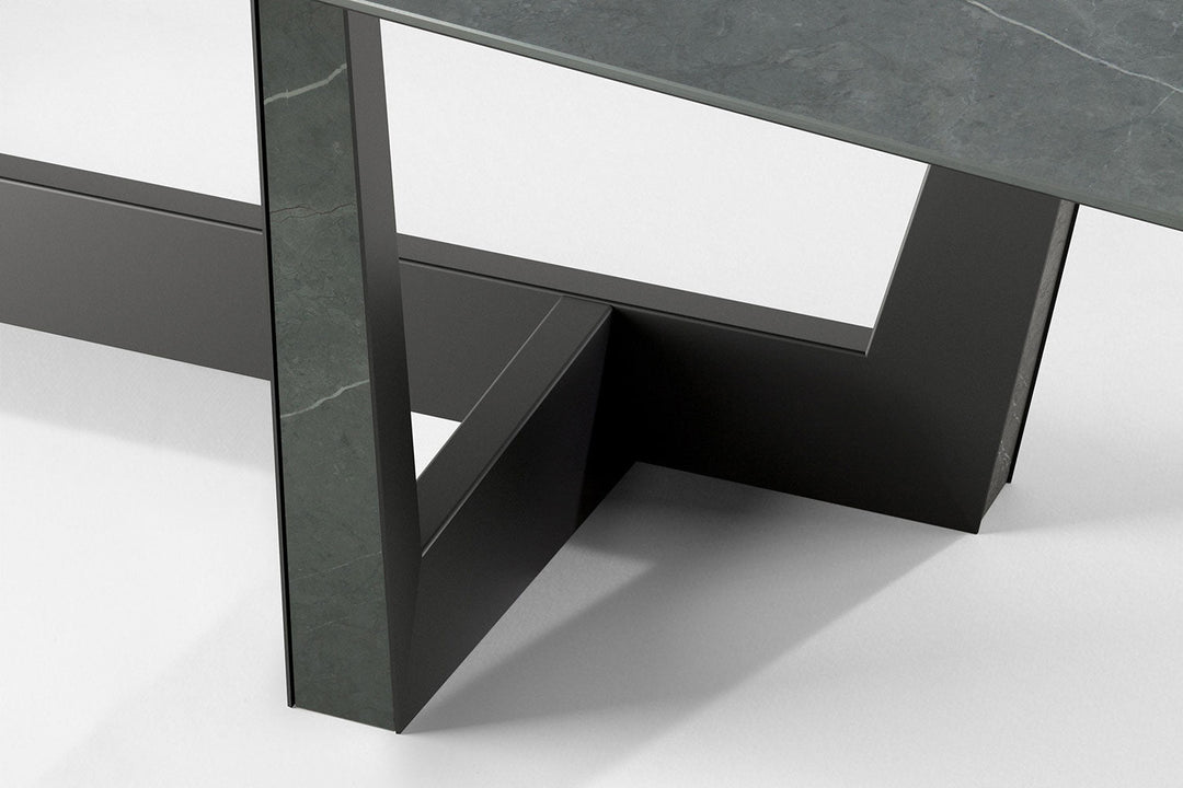 Art Extension Dining Table Bonaldo