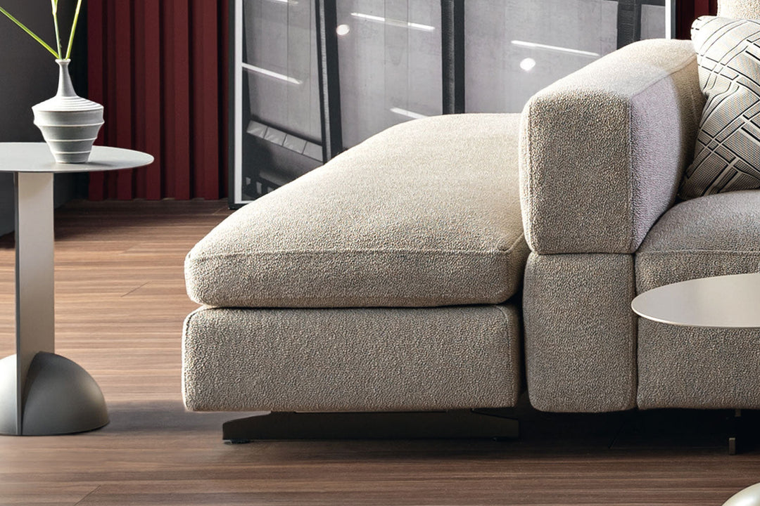 Ever More Ottoman Bonaldo