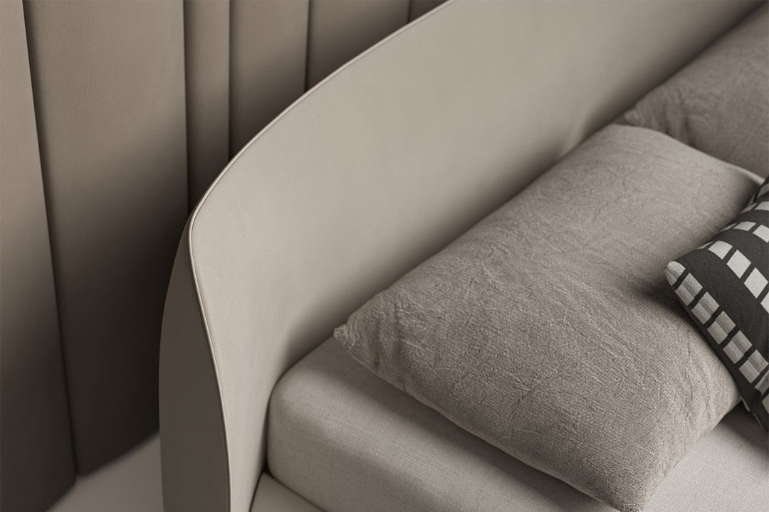 Nubo Boiserie Bed
