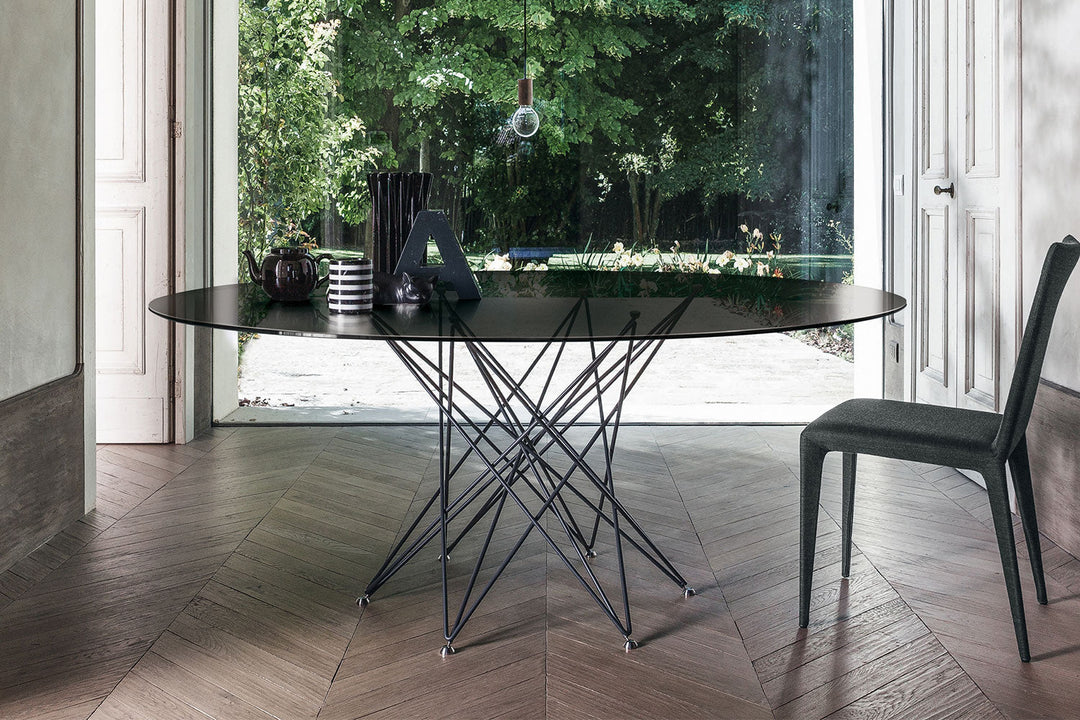 Octa Round Dining Table Bonaldo