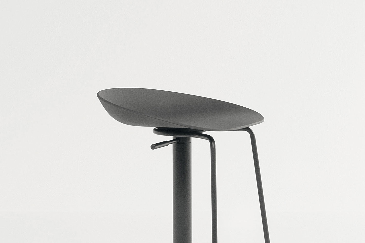 Tab Bar Stool – Italian Luxury Interiors
