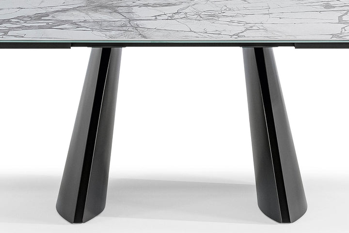 Torii Extension Dining Table Bonaldo