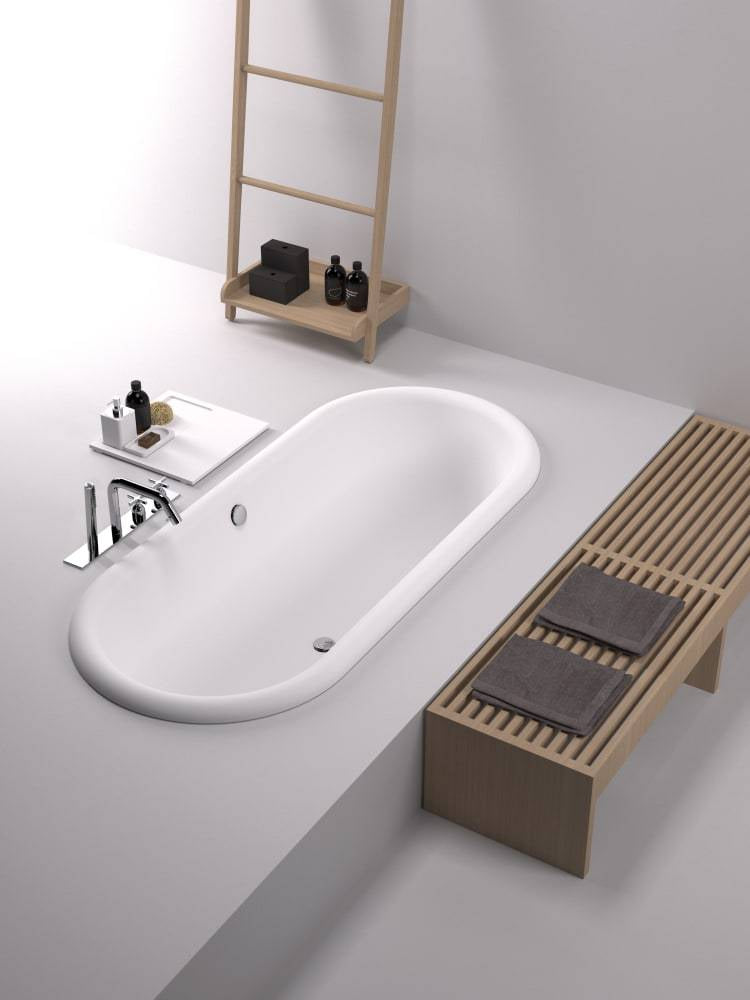 Agape Nineteenth Century Recessed Tub Agape