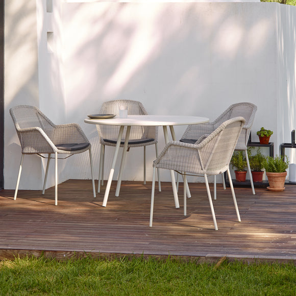 Breeze Outdoor Stackable Armchair Chairs Cane-line
