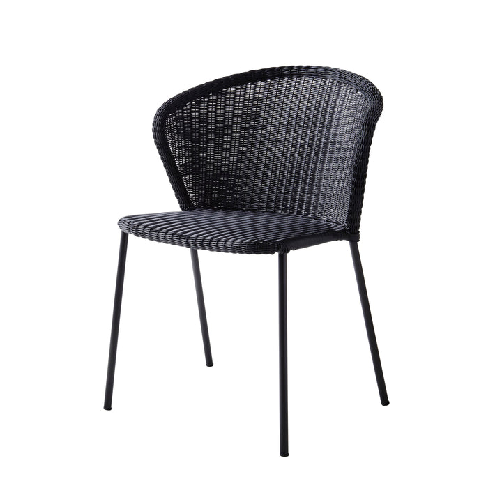 Lean Outdoor Stackable Chair