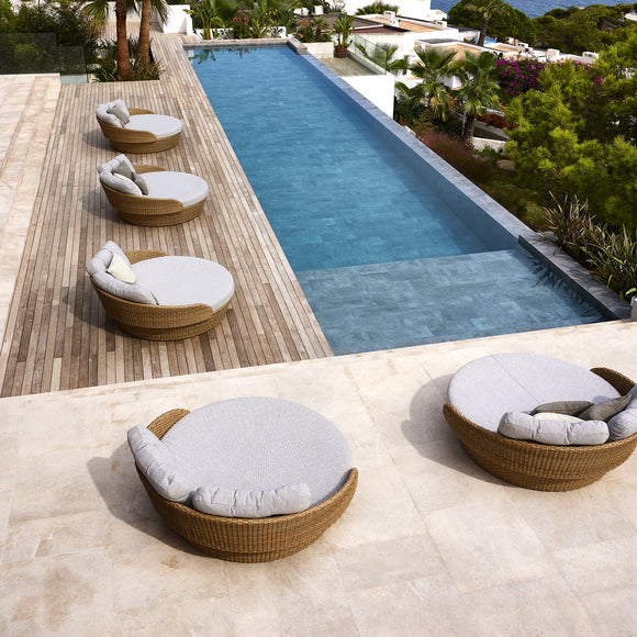 Ocean Outdoor Daybed Outdoor Sofas Cane-line