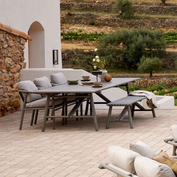 Sticks Outdoor Dining Table Tables Cane-line