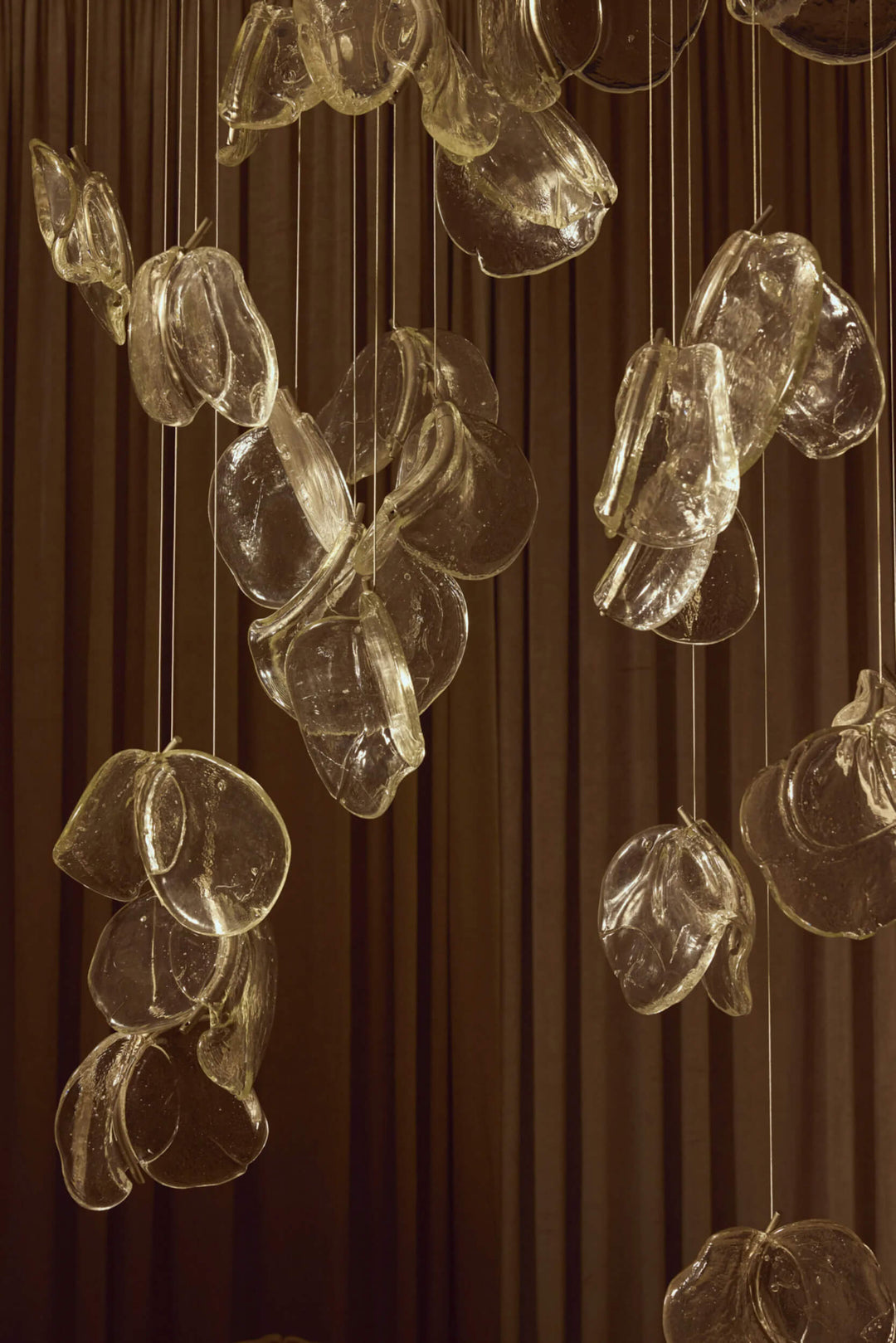 141 Random Suspension Lamp – Medium Chandeliers & Suspension Lamps Bocci