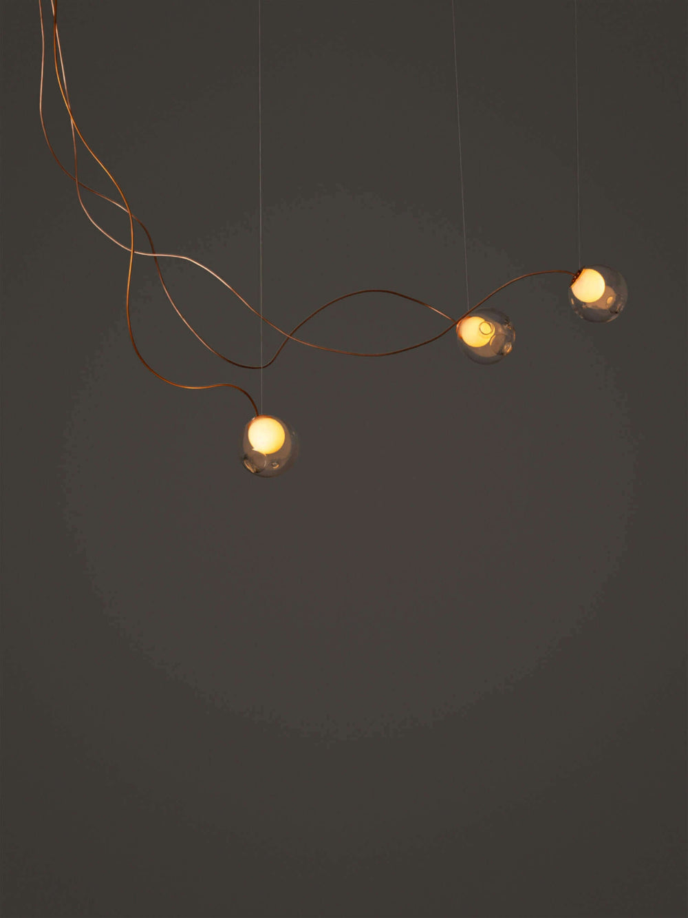28 Sculptural Cable Suspension Lamp - Small Chandeliers & Suspension Lamps Bocci