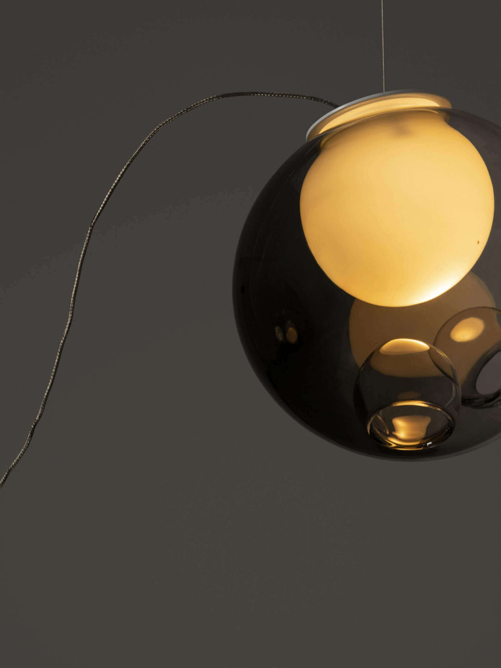 28 Single Sculptural Cable Suspension Lamp Chandeliers & Suspension Lamps Bocci