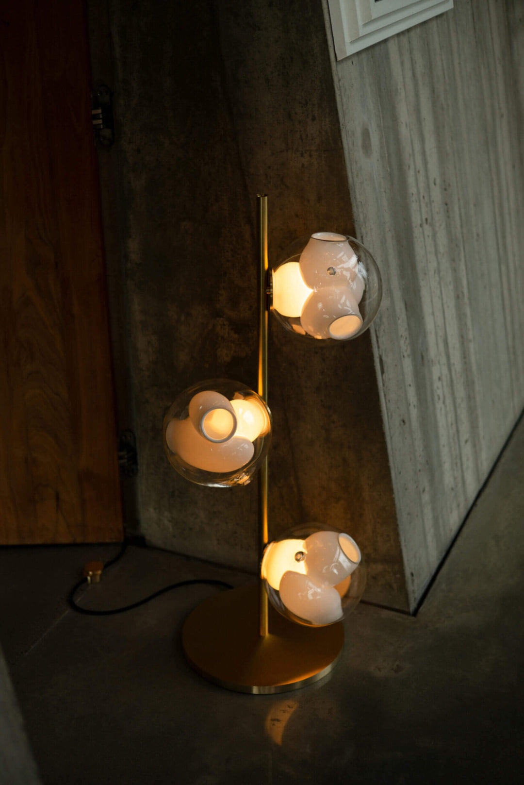 38V Stem Floor Lamp Floor Lamps Bocci