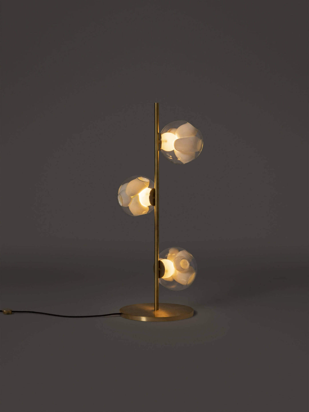 38V Stem Floor Lamp Floor Lamps Bocci