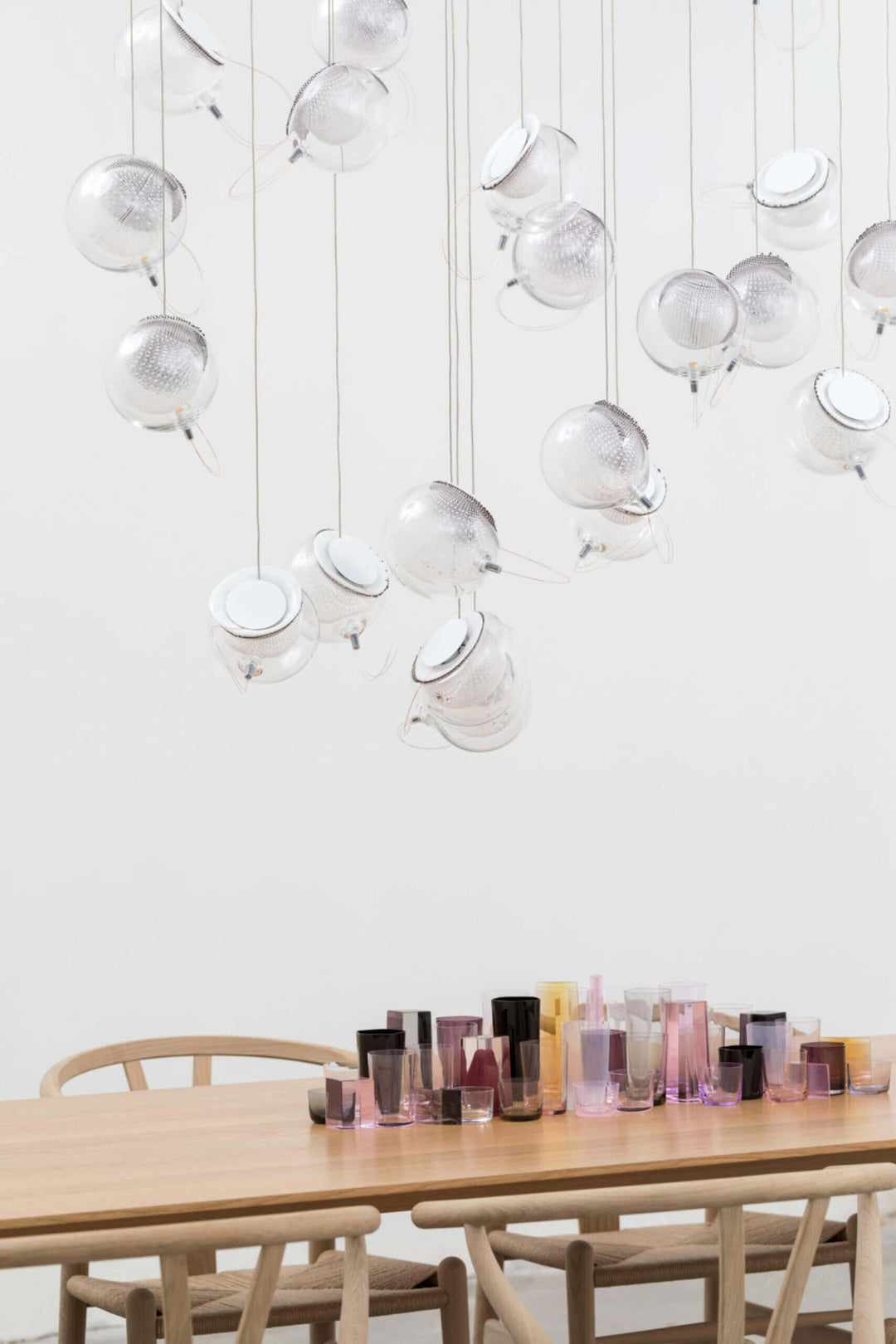 76 Random Suspension Lamp - Medium Chandeliers & Suspension Lamps Bocci