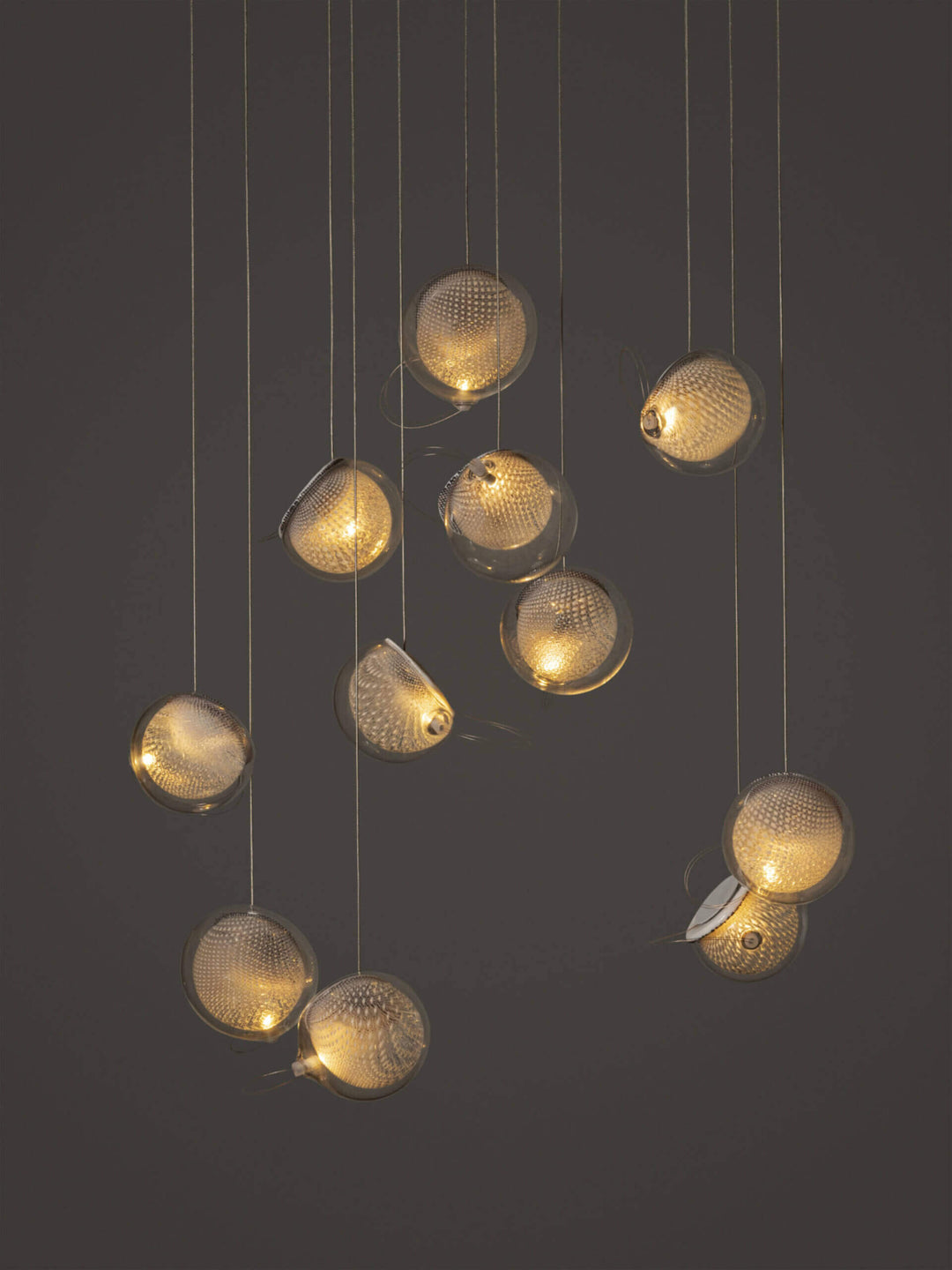 76 Random Suspension Lamp - Medium Chandeliers & Suspension Lamps Bocci