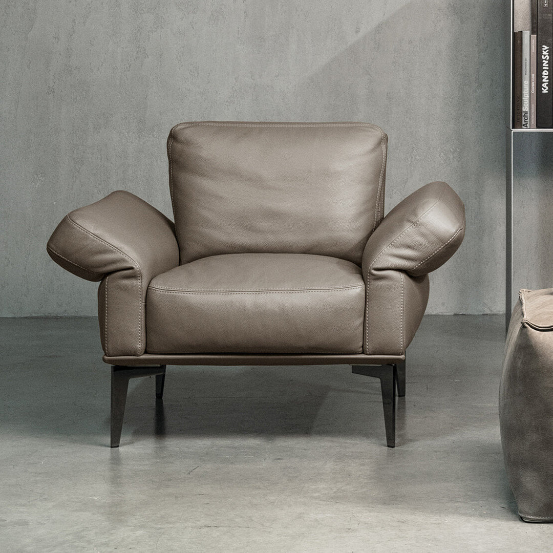 Aida Small Lounge Chair by Cierre1972 Lounge Chairs Cierre