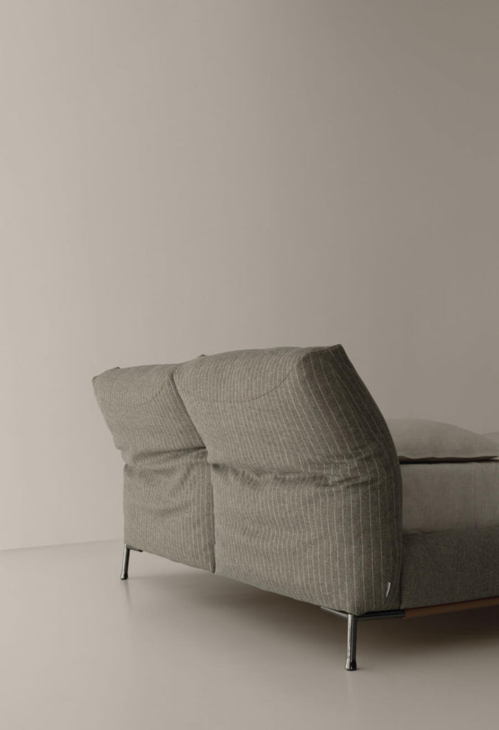 Chapeau Bed by Cierre1972 Double Beds Cierre