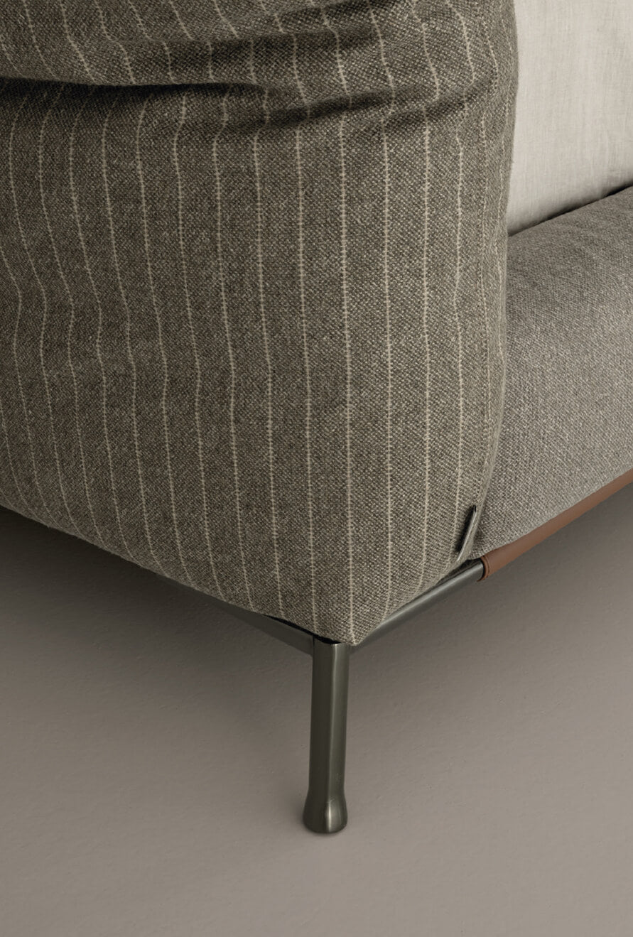 Chapeau Bed by Cierre1972 Double Beds Cierre