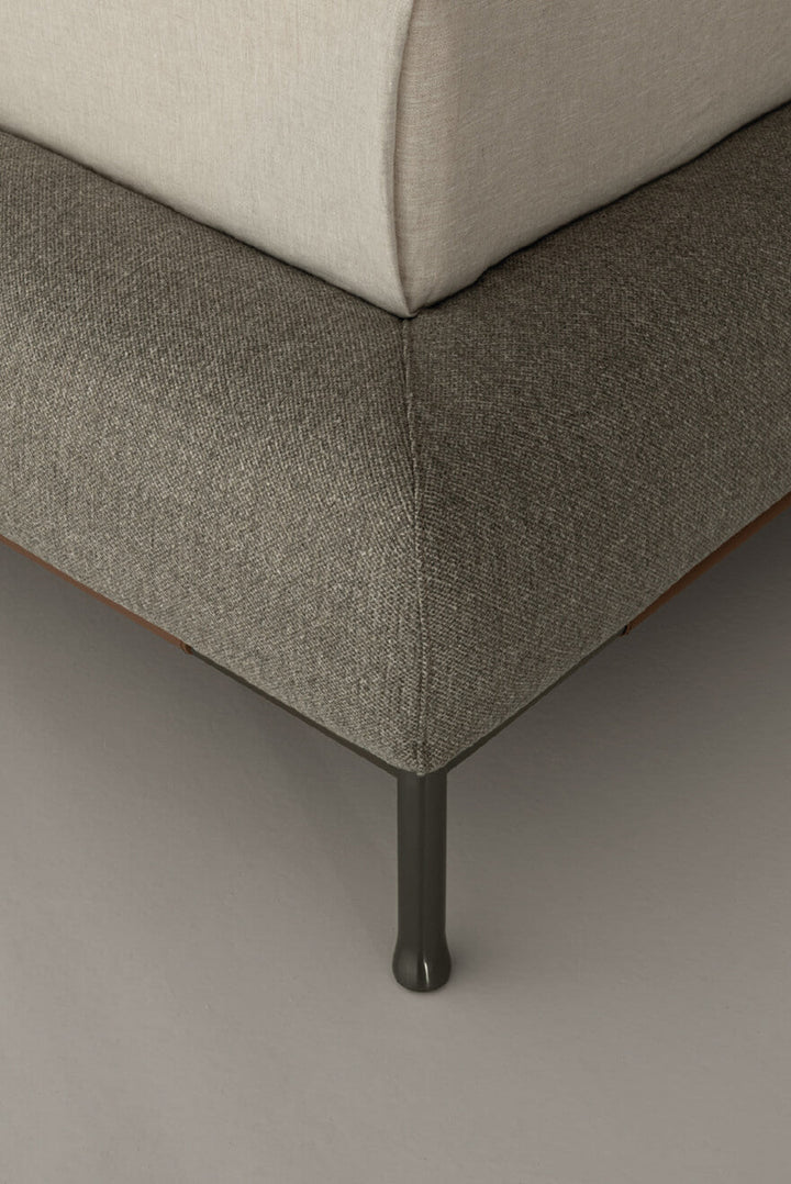 Chapeau Bed by Cierre1972 Double Beds Cierre