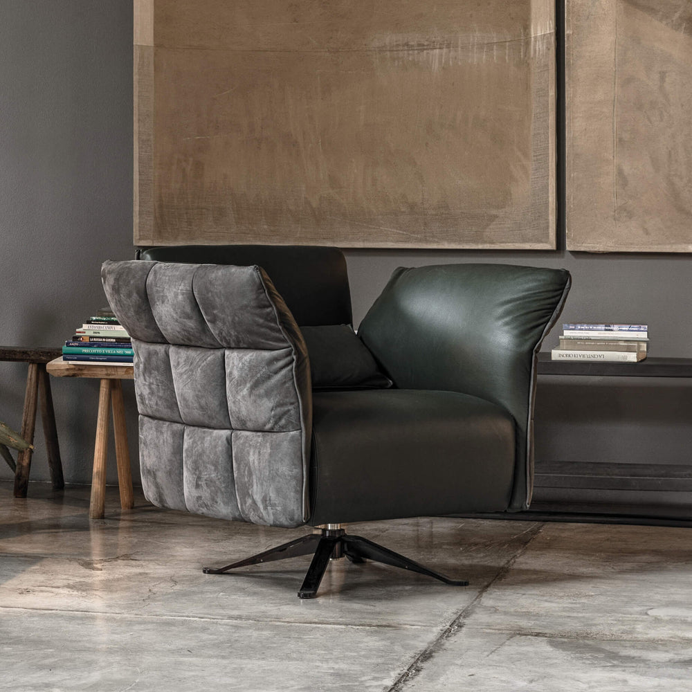Eva II Swivel Lounge Chair by Cierre1972 Lounge Chairs Cierre