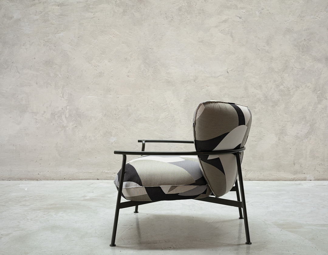 Gina Lounge Chair by Cierre1972 Lounge Chairs Cierre