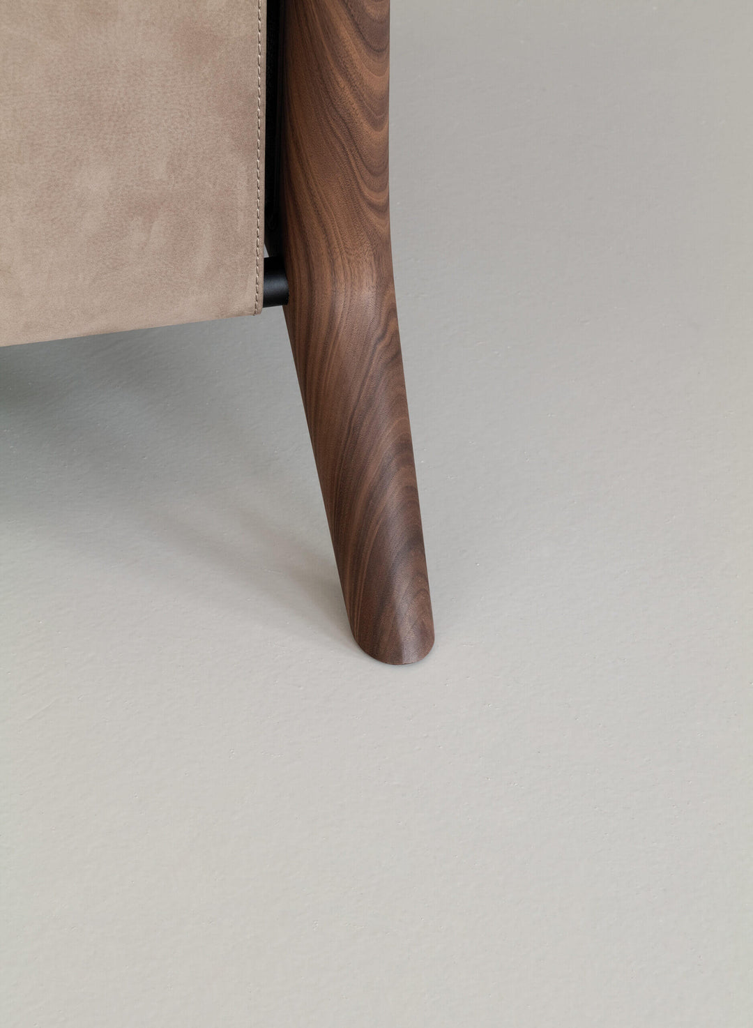 Iole Lounge Chair by Cierre1972 Lounge Chairs Cierre