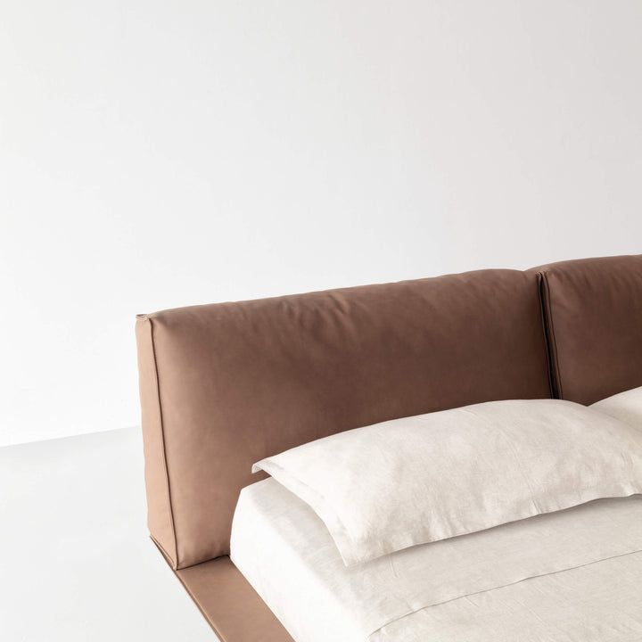 Vogue Cuoio Bed by Cierre1972 Double Beds Cierre