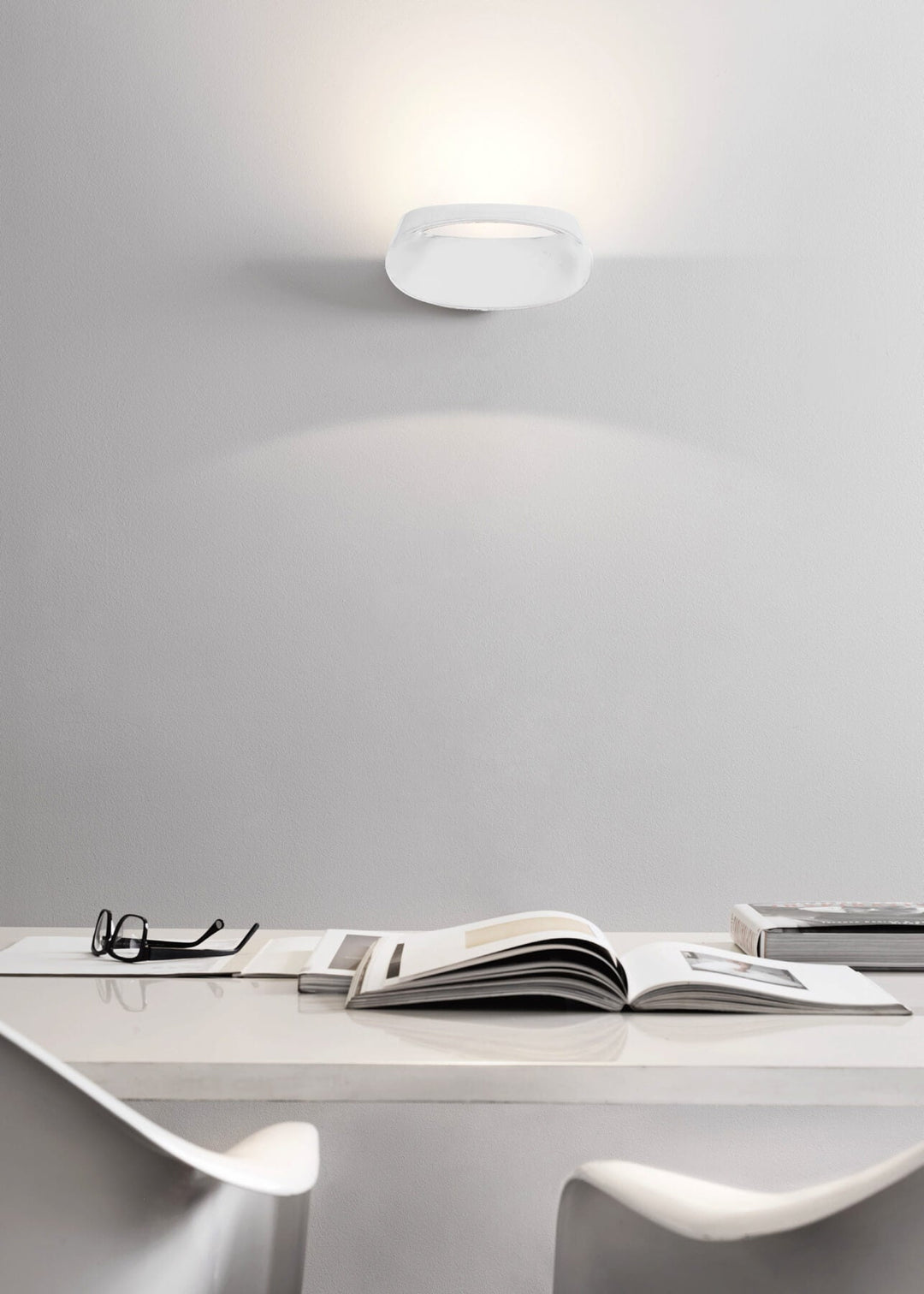 Bonnet Wall Lamp Wall Lamps & Sconces FontanaArte