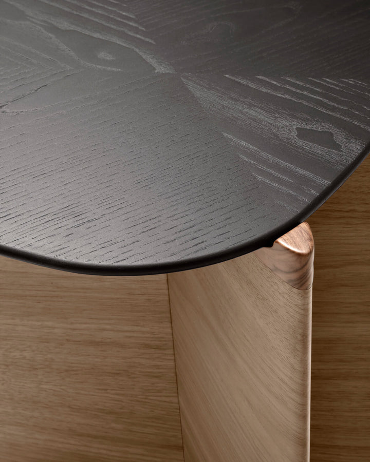 Griffe Coffee Table