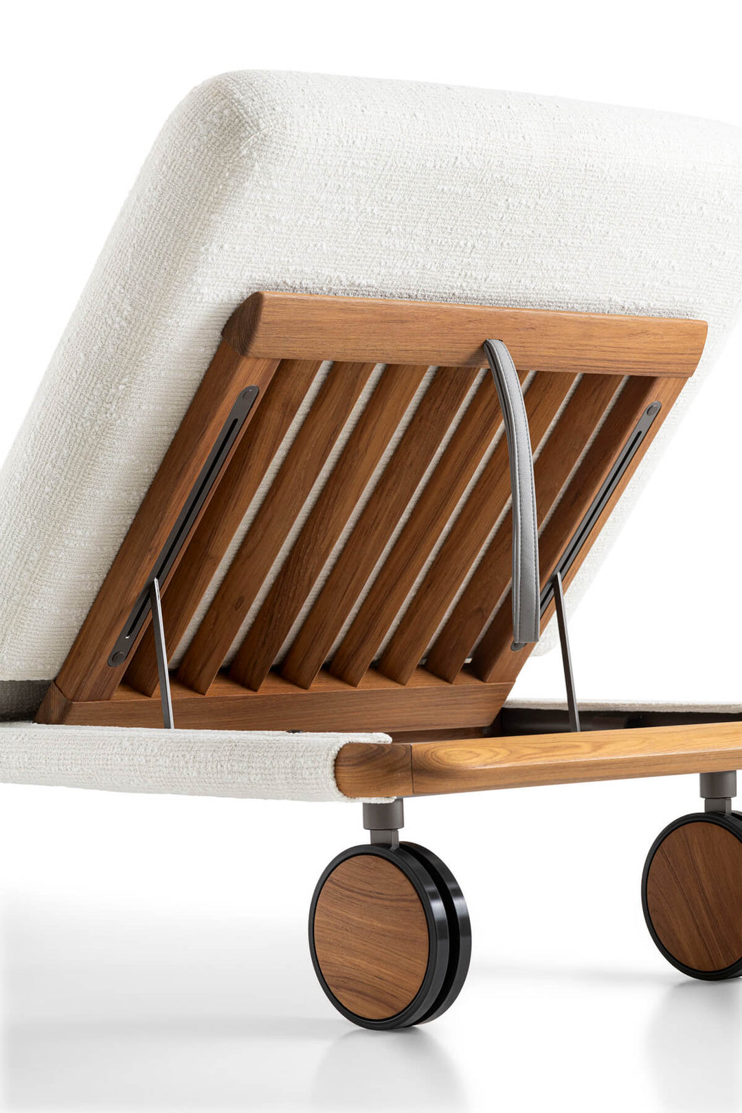 Moorea Lounger Loungers Giorgetti
