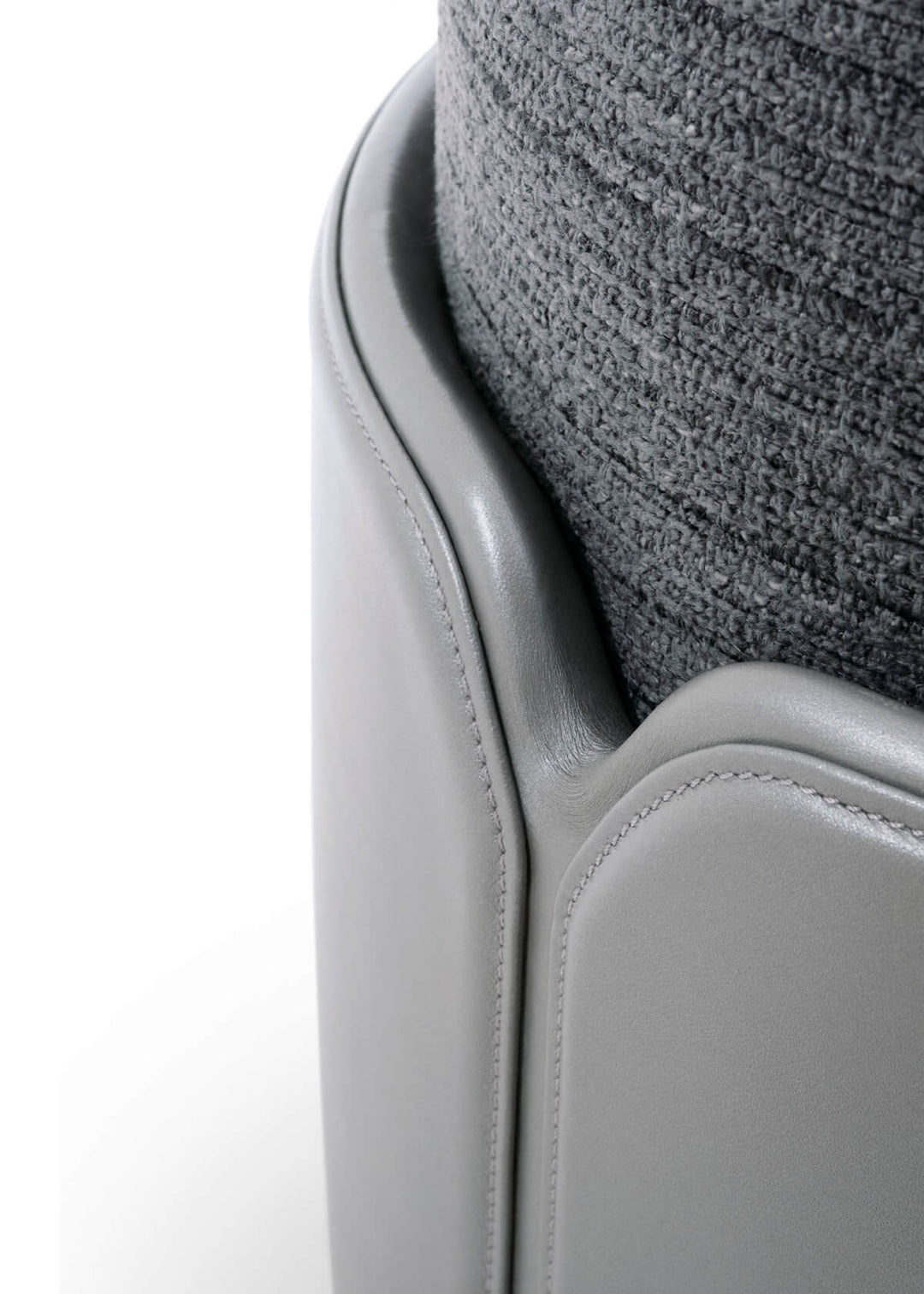 Teti Ottoman - Maserati Edition Ottomans & Benches Giorgetti