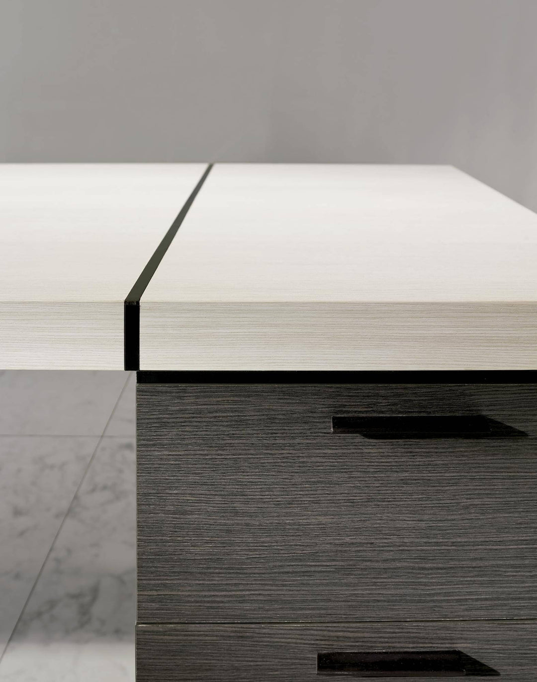 Blade Desk I4m Office Desks & Drawers 4 Mariani