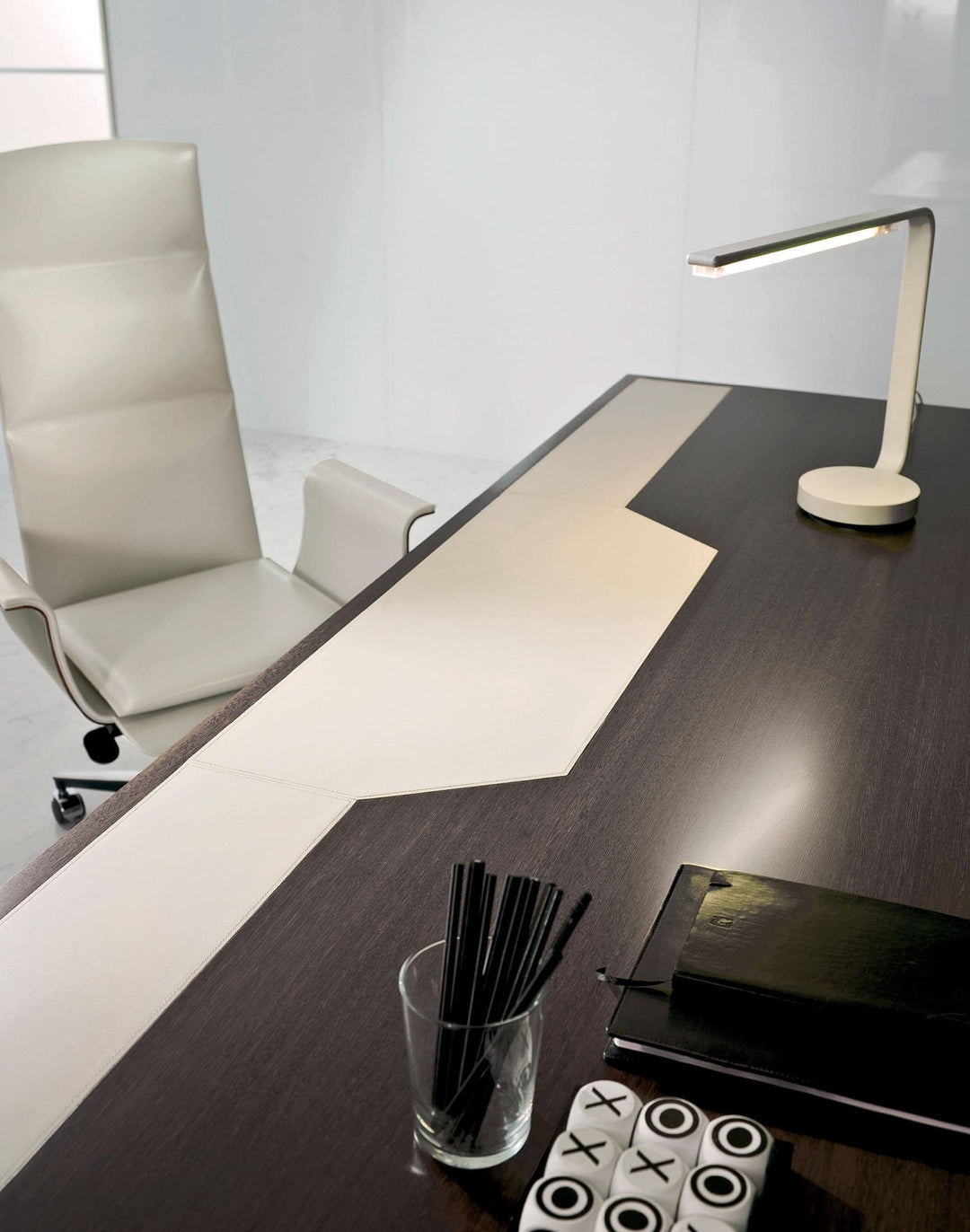 De-Symetria Desk v3 Office Desks & Drawers 4 Mariani