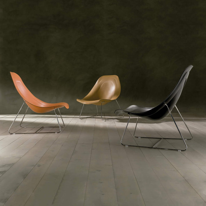 Oyster Light Lounge Chair Lounge Chairs 4 Mariani