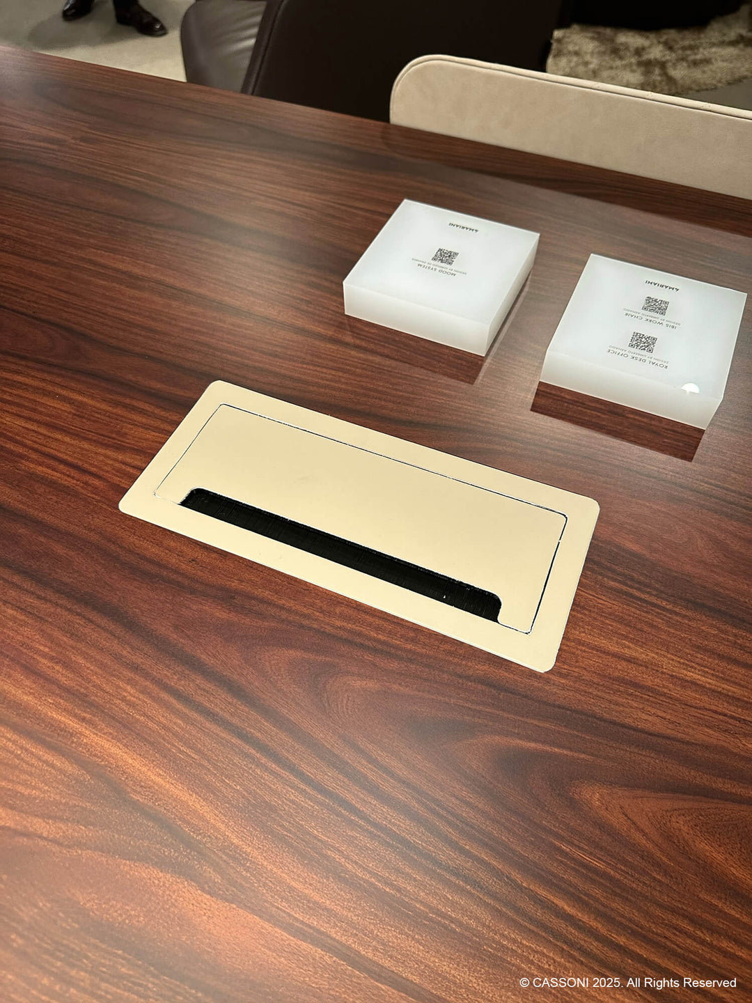 Royal Desk Office Desks & Drawers 4 Mariani