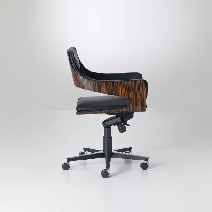 Silhouette Armchair v1 Office Chairs & Armchairs 4 Mariani