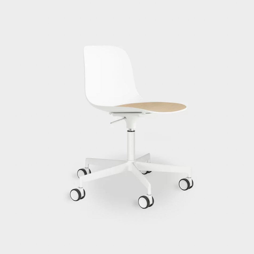 Seela Office Chair by Lapalma v1 Office Chairs & Armchairs La Palma