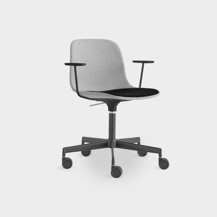 Seela Office Chair by Lapalma v1 Office Chairs & Armchairs La Palma
