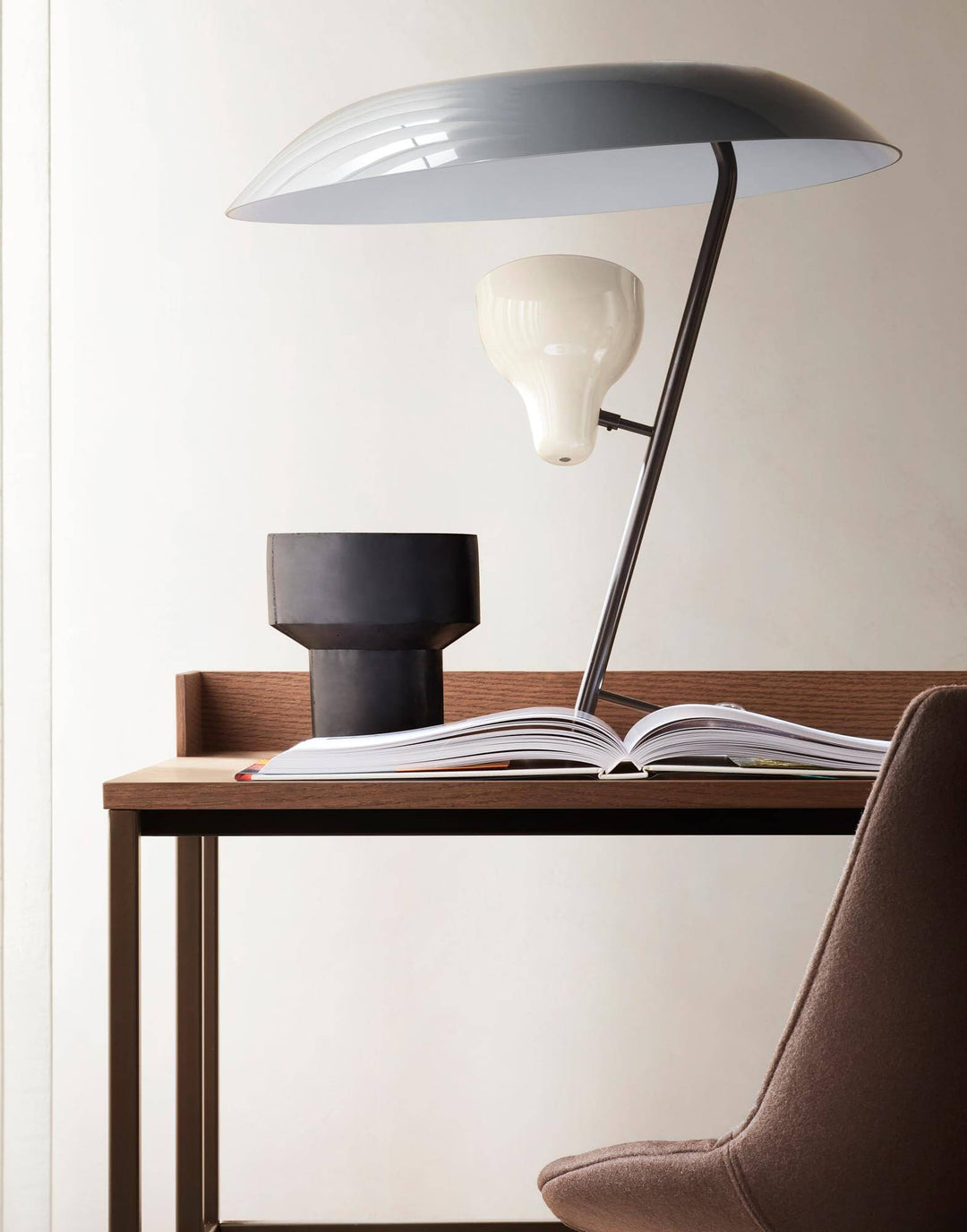 20.Venti Home Light Desk Home Desks & Drawers MDF Italia